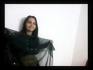 Shyna Bhabhi Gets Fucked -Desi Chudai Videos Tube