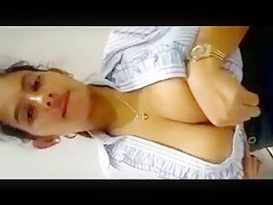 Indian Gorgeous Escort Girl Exposed By Client -Desi Chudai Videos Tube