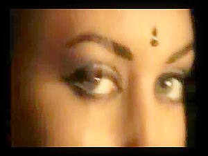 Indian Hot Woman Seductive Strip And Dance -Desi Chudai Videos Tube