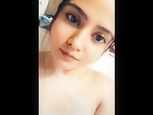 Instagram Fame Mehak Rajput Viral Video clips 5 of 9