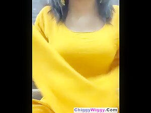 Ye Kitni Cute Hai Bhai Showing Boobs on Cam Download link