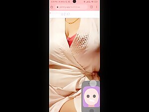13 Minutes App Exclusive Video Stripping Full Nude Showing Huge Boobs And Pussy Closeup