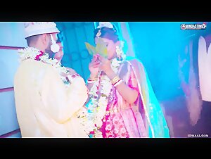 Instagram Meme Dost Ne Saare Dosto Ko Apni Suhagraat Par Bhulaya Viral Video MMS, Biwi Ke Sath Pati Aur Dost Ne Group Sex Kiya