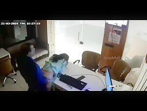 Instagram Meme Salary Badhane Ke Liye Gand Dena Padta Hai Viral Video MMS, Office Sex 1 of 2