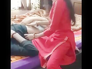 मेम साहब बोली आज तेरे लंड को चूस चूस के तुझको गरम करूँगी