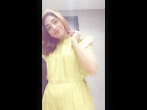Beautiful Pakistani College Girl Nawal Khan Sex Scandal