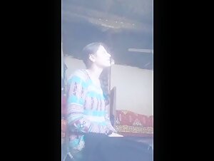 Beautiful Pakistani Pashtun Girl Showing Full Naked Body And Chut On Video Call Secretly