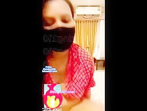 Priya Gamre Premium video Call, Full Huge Boobs Show And Rubbing Her Juicy Pussy